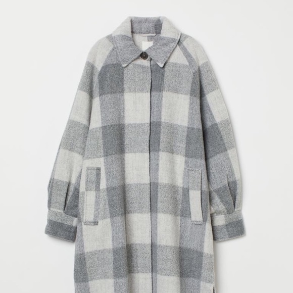 H&M • BLOGGERS FAVORITE Long Oversized Shacket Coat in Gray & White Plaid - Picture 3 of 16